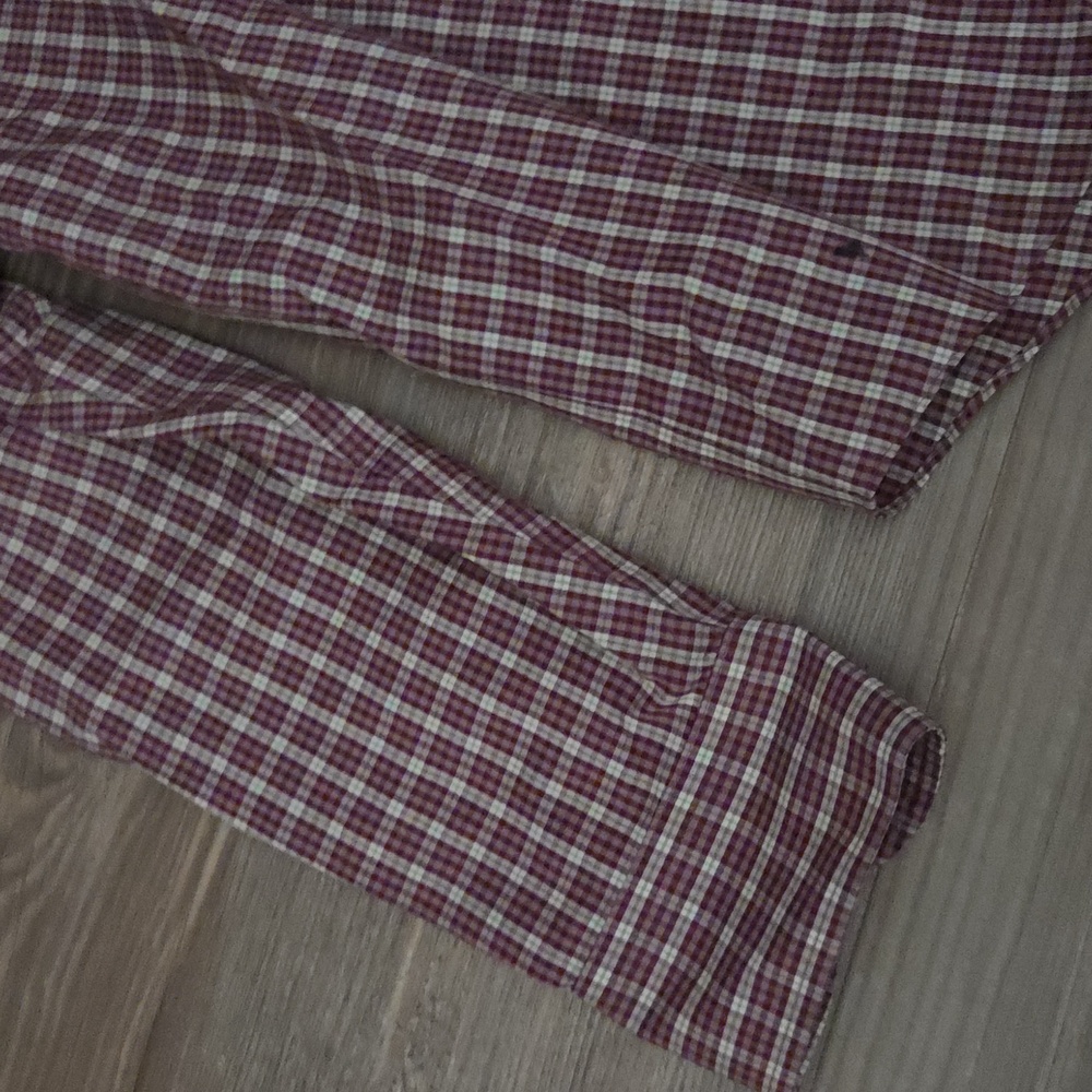 UNTUCKit Men's Burgundy Checkered Shirt - Picture 2 of 5